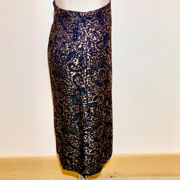 ⚜️NWOT‼️ Luxurious & Elegant Black and Gold Brocade Pencil Skirt - Sz 6 - Picture 4 of 14